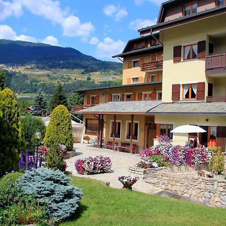 Meuble Sci Sport Hotell Bormio Exteriör bild